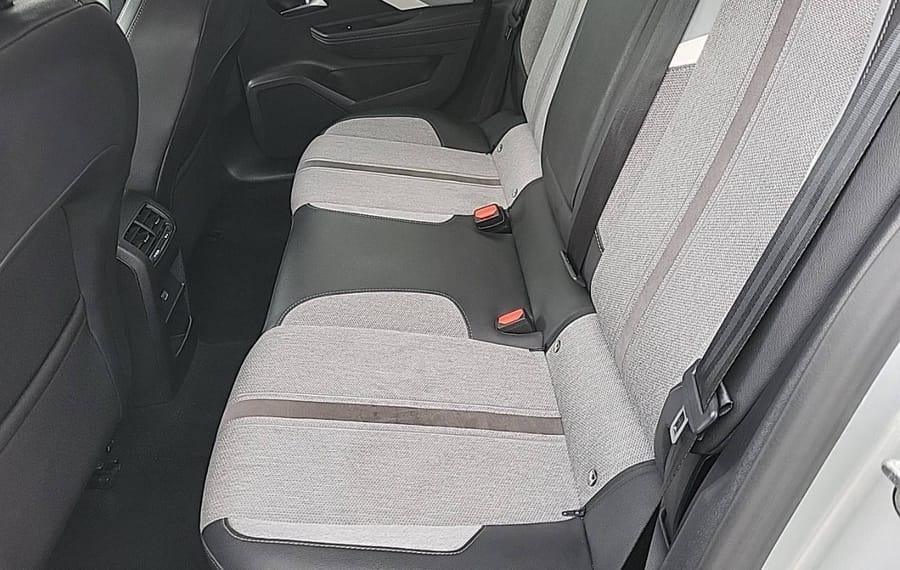 Choisissez votre opel astra chez CarGo Flex