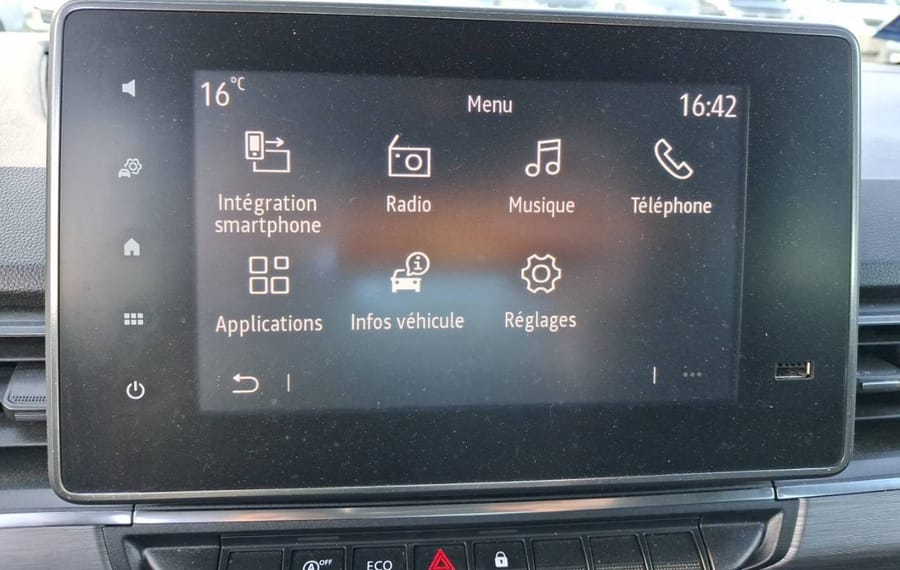 Choisissez votre renault kangoo chez CarGo Flex