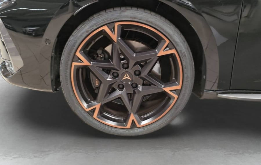 Choisissez votre cupra leonbreak chez CarGo Flex
