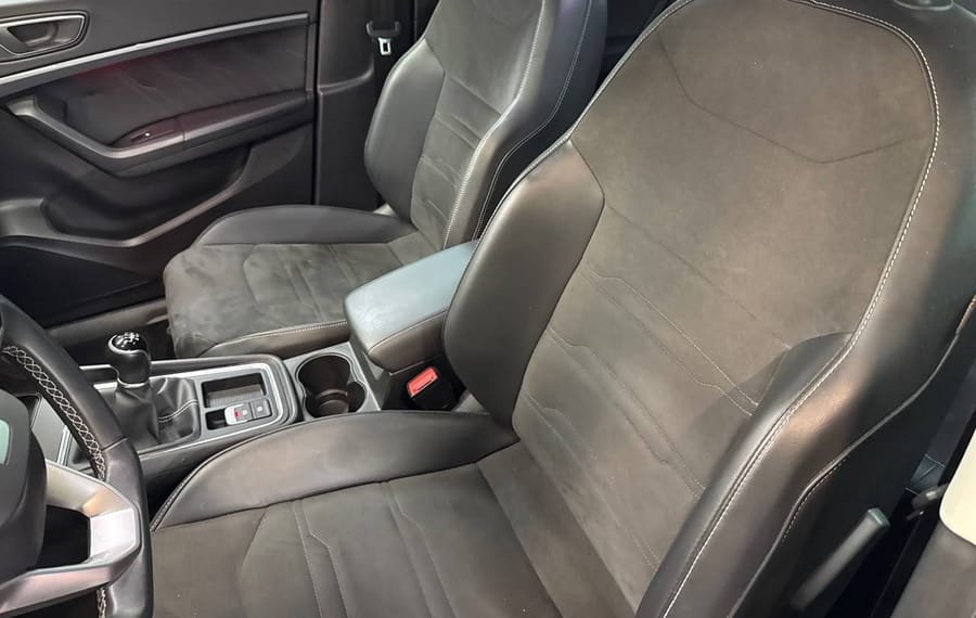Choisissez votre seat ateca chez CarGo Flex