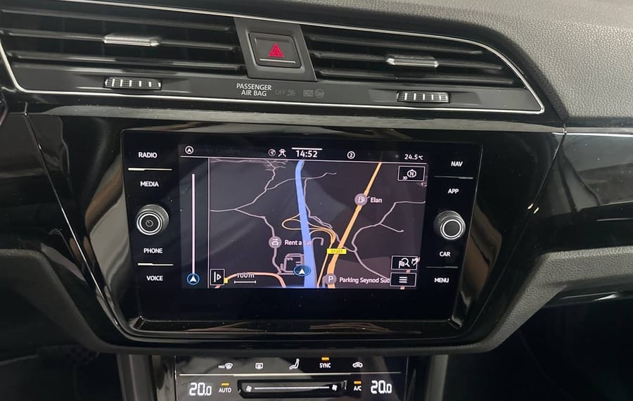 Choisissez votre volkswagen touran chez CarGo Flex