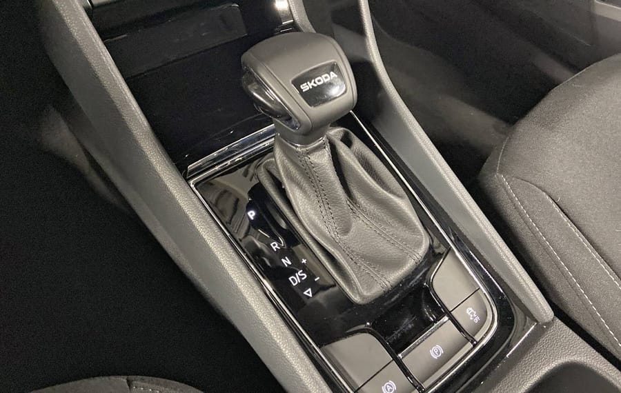 Choisissez votre skoda karoq chez CarGo Flex