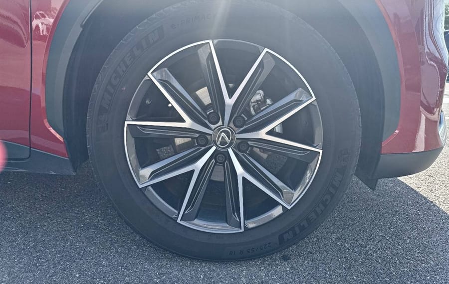 Choisissez votre lexus lbx chez CarGo Flex