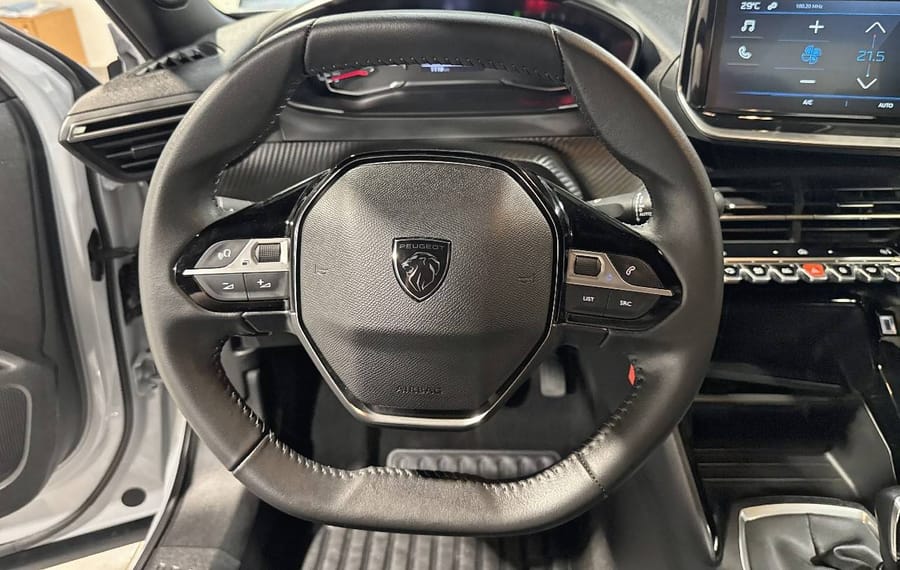 Choisissez votre peugeot 2008 chez CarGo Flex