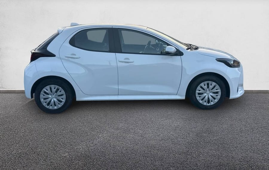 Choisissez votre toyota yaris chez CarGo Flex