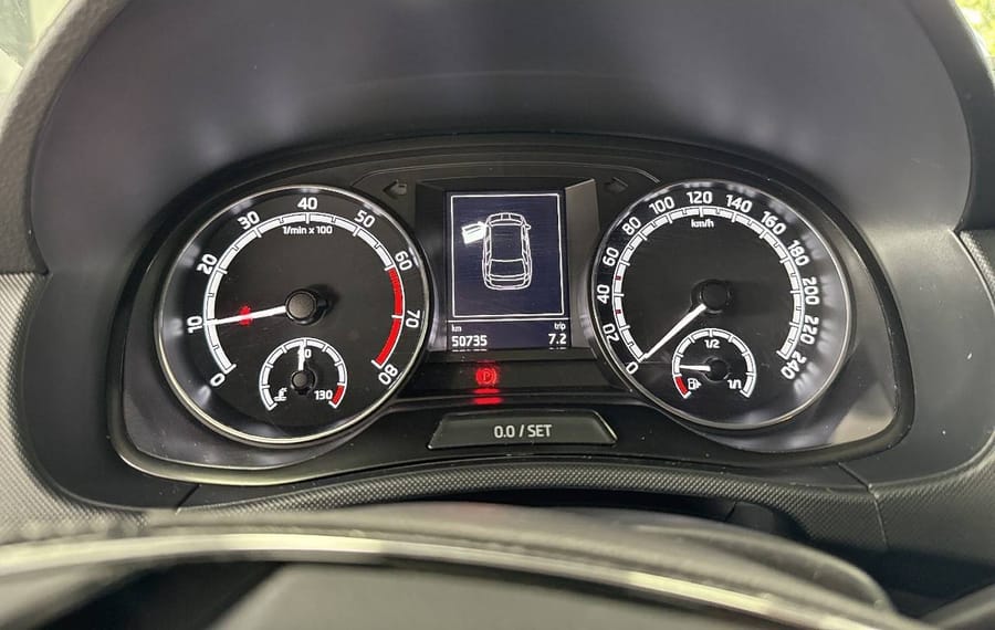 Choisissez votre skoda fabiabreak chez CarGo Flex