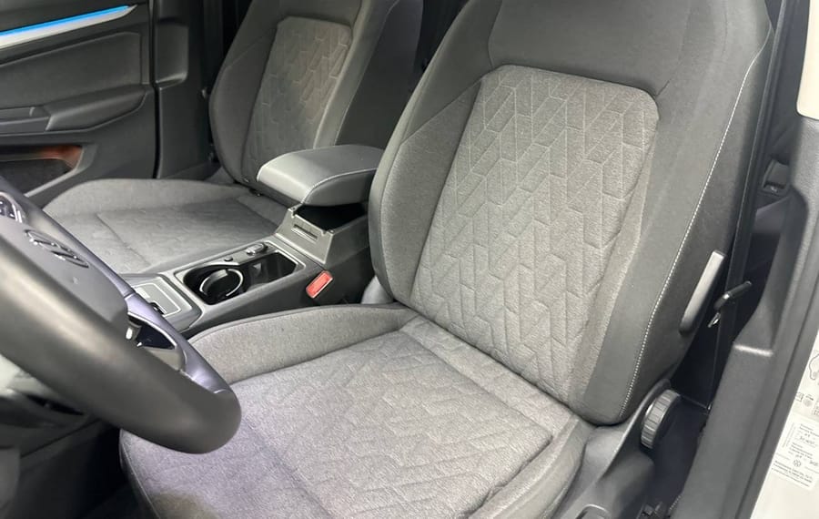 Choisissez votre volkswagen golfbreak chez CarGo Flex