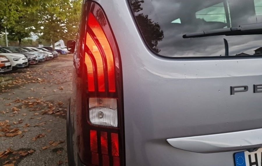 Choisissez votre peugeot rifter chez CarGo Flex