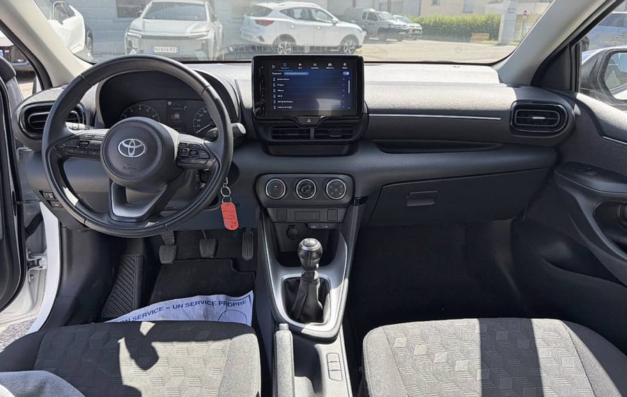Choisissez votre toyota yaris chez CarGo Flex