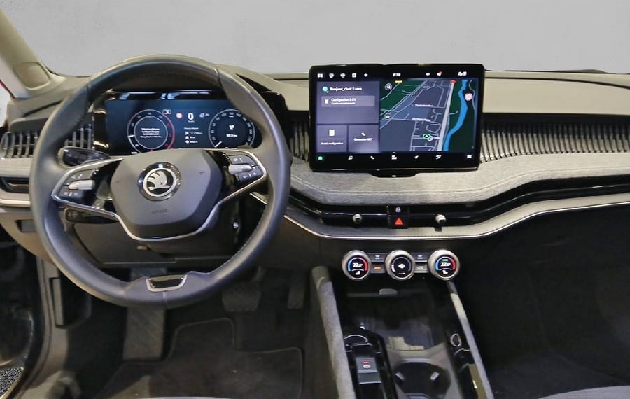 Choisissez votre skoda superbbreak chez CarGo Flex