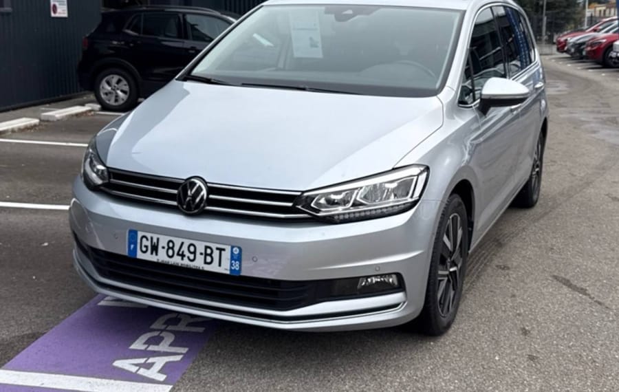 Choisissez votre volkswagen touran chez CarGo Flex