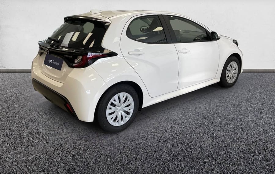 Choisissez votre toyota yaris chez CarGo Flex