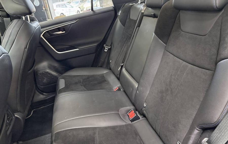 Choisissez votre toyota rav4 chez CarGo Flex