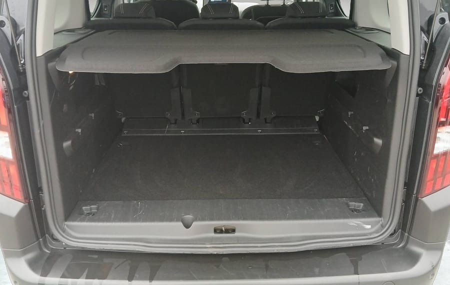 Choisissez votre peugeot rifter chez CarGo Flex