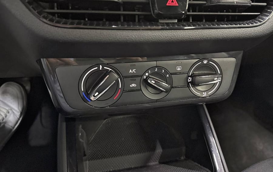 Choisissez votre skoda fabia chez CarGo Flex