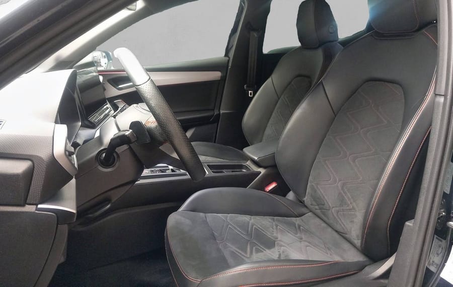 Choisissez votre seat leonbreak chez CarGo Flex