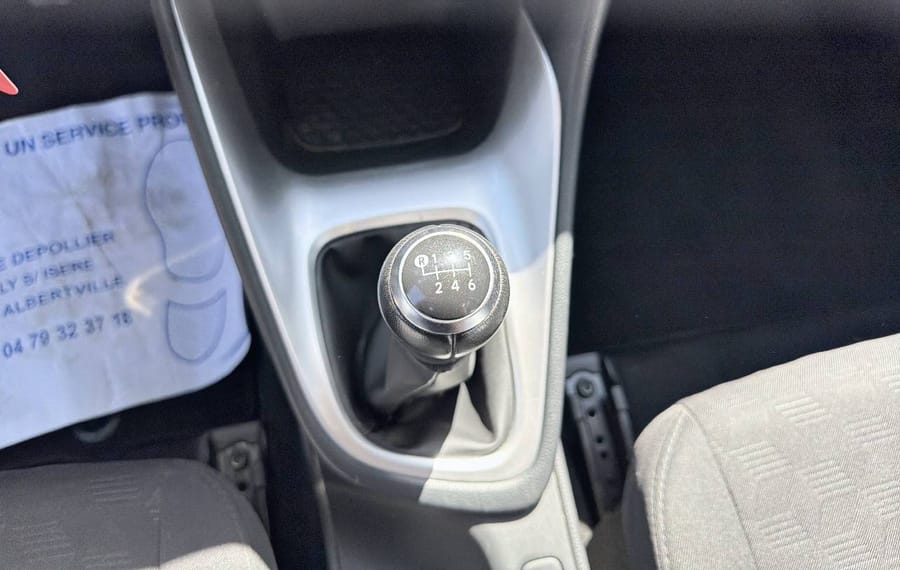 Choisissez votre toyota yaris chez CarGo Flex