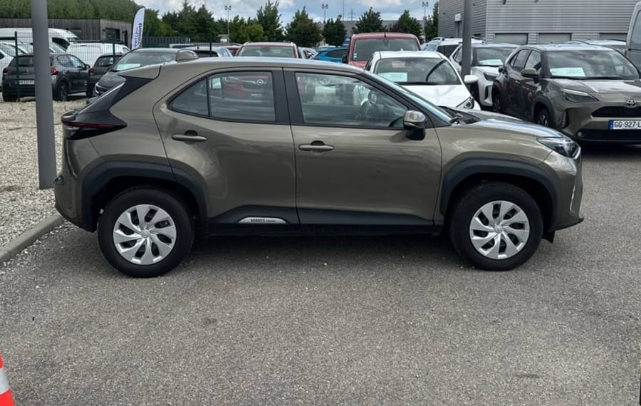 Choisissez votre toyota yariscross chez CarGo Flex