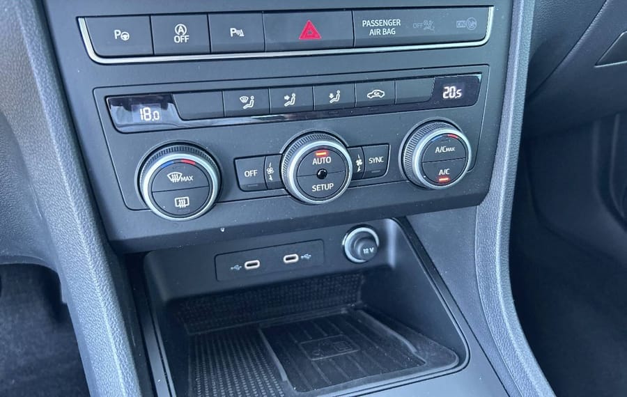 Choisissez votre seat ateca chez CarGo Flex