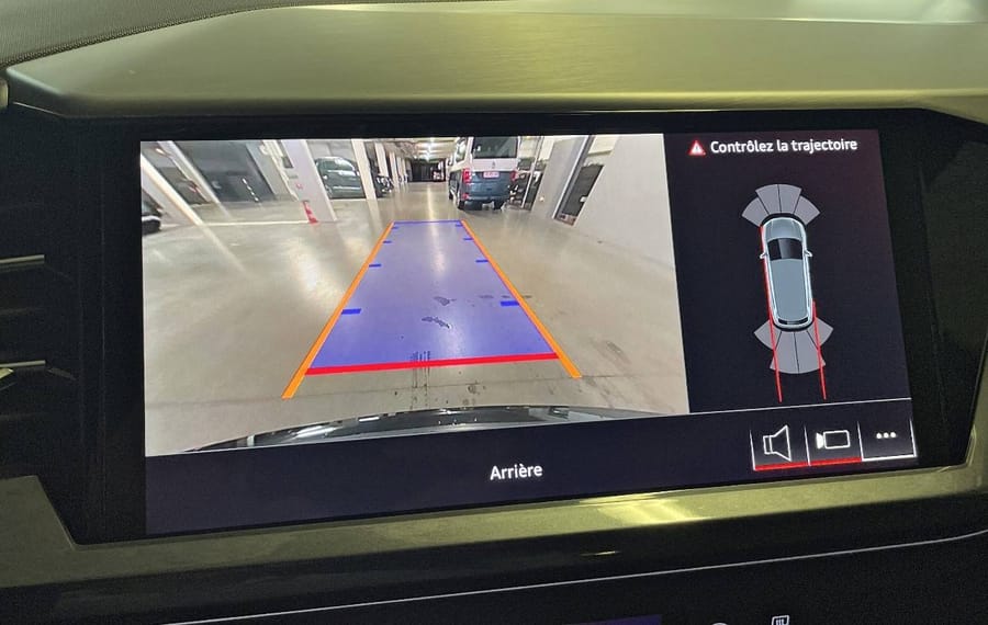 Choisissez votre audi q4electrique chez CarGo Flex