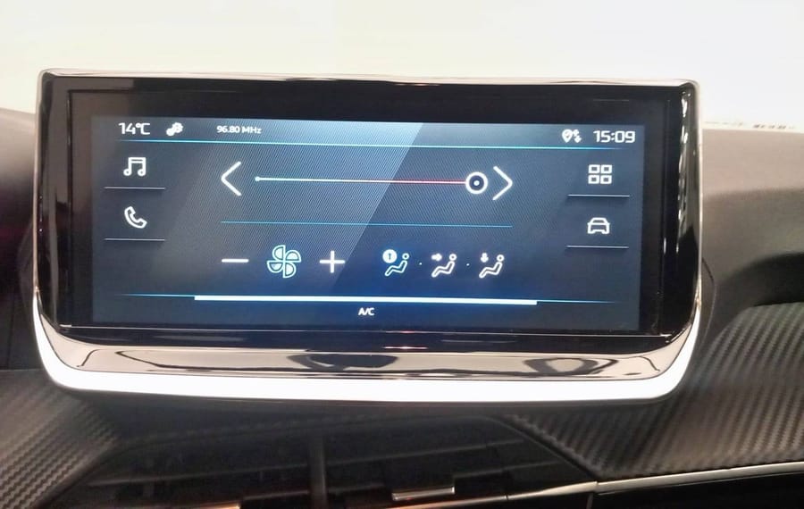 Choisissez votre peugeot 208 chez CarGo Flex