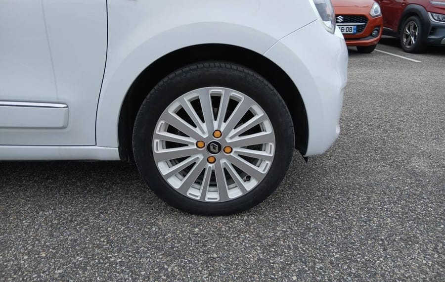 Choisissez votre renault twingo chez CarGo Flex