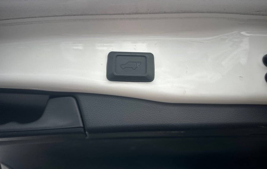 Choisissez votre toyota rav4 chez CarGo Flex