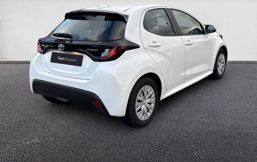 Choisissez votre toyota yaris chez CarGo Flex