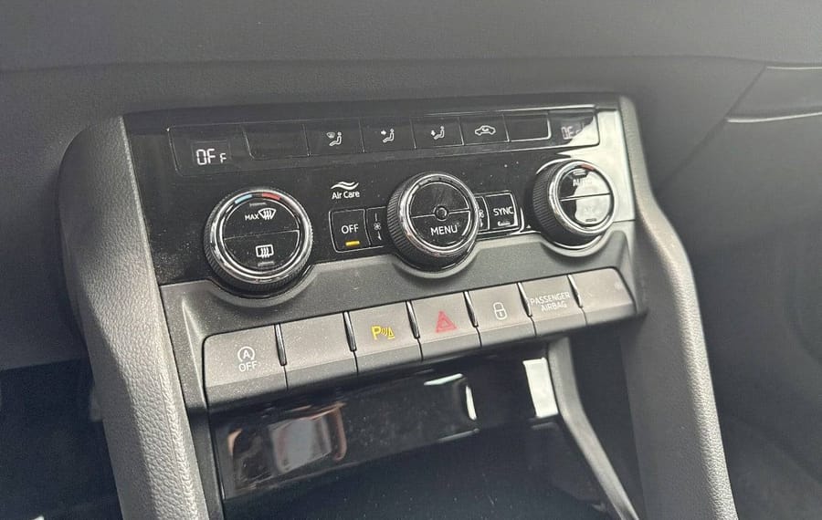 Choisissez votre skoda karoq chez CarGo Flex