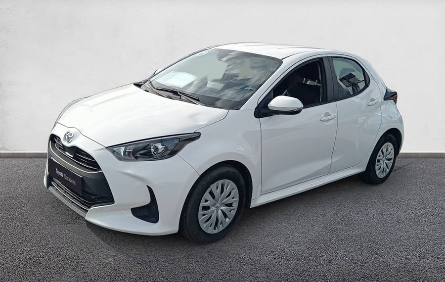 berline toyota yaris essence manuelle