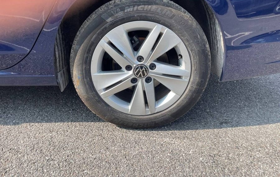 Choisissez votre volkswagen golfbreak chez CarGo Flex