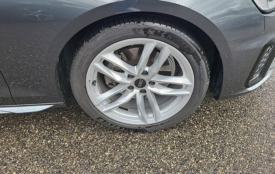 Choisissez votre audi a4 chez CarGo Flex