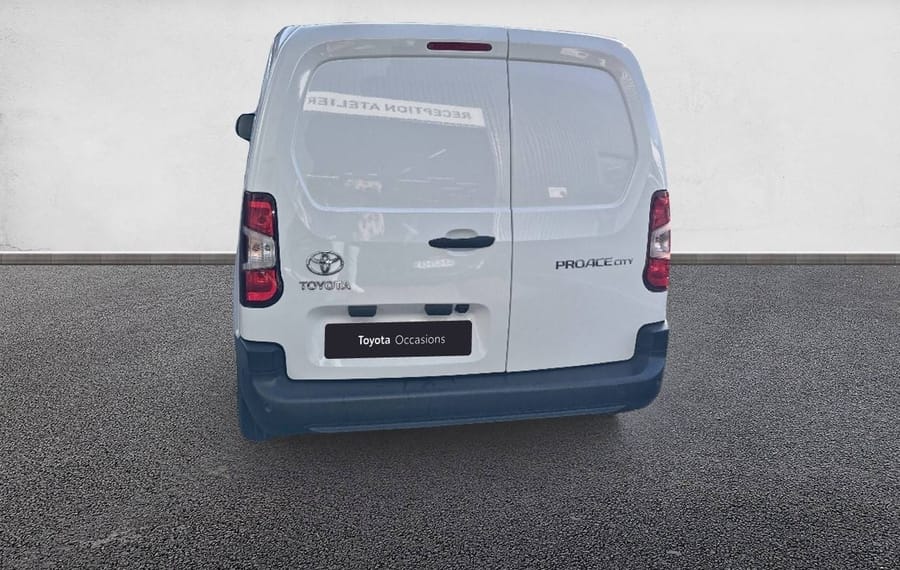 Choisissez votre toyota proacecityverso chez CarGo Flex