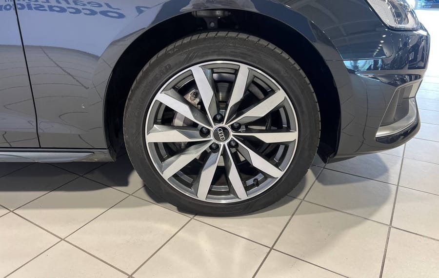 Choisissez votre audi a4 chez CarGo Flex