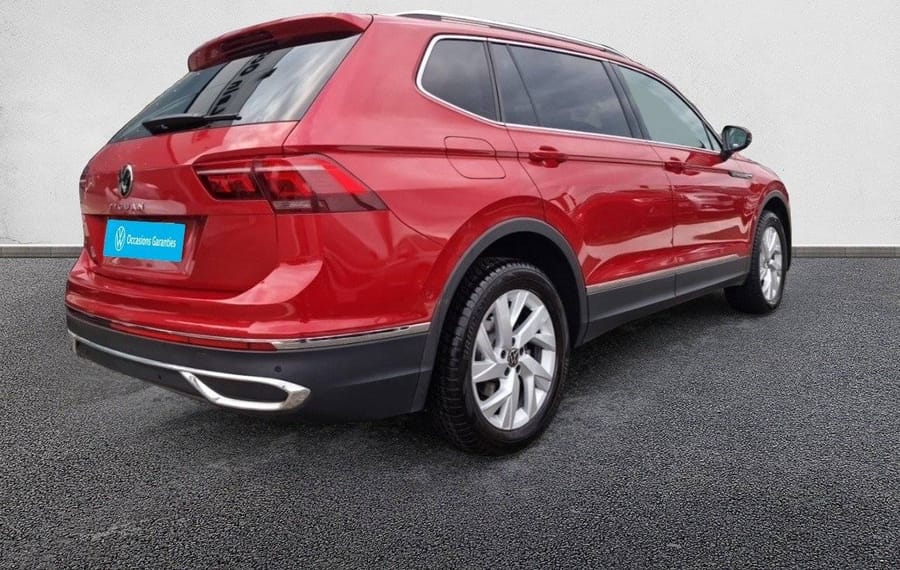 Choisissez votre volkswagen tiguanallspace chez CarGo Flex