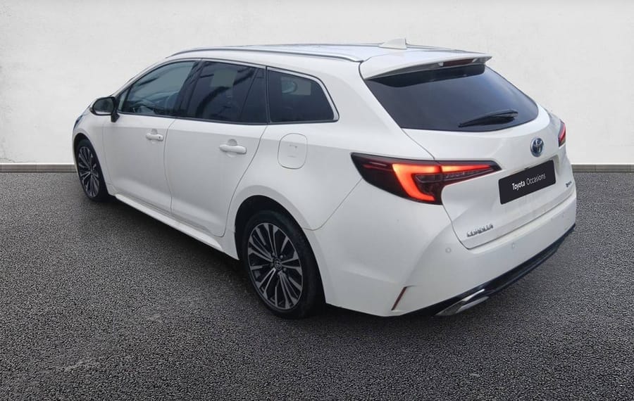 Choisissez votre toyota corollabreak chez CarGo Flex