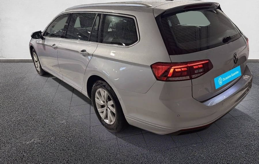 Choisissez votre volkswagen passat chez CarGo Flex