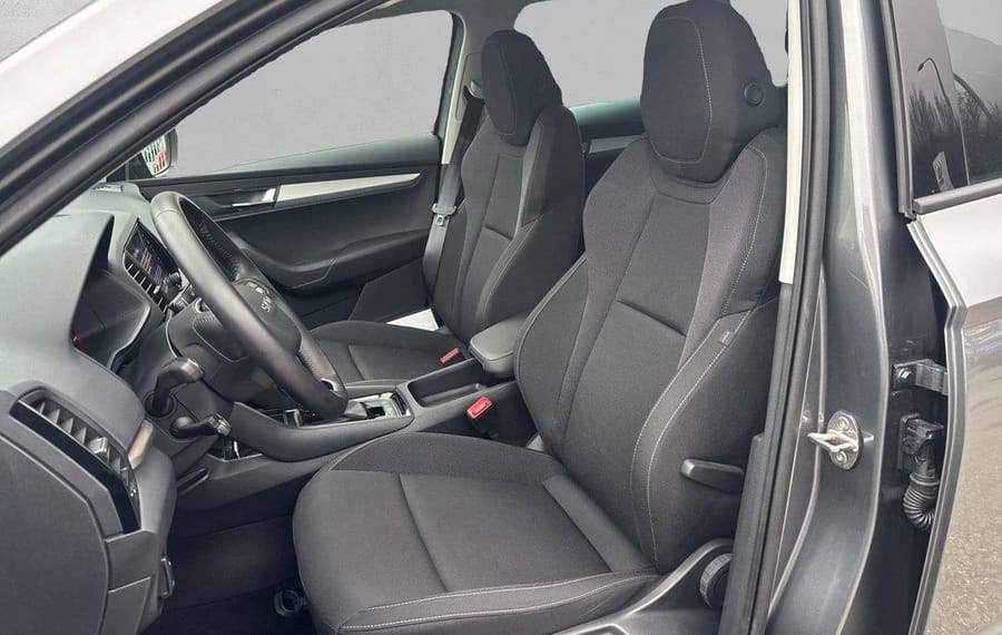 Choisissez votre skoda karoq chez CarGo Flex