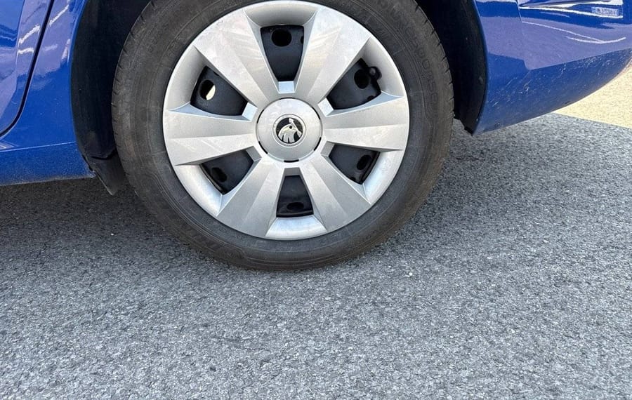 Choisissez votre skoda fabiabreak chez CarGo Flex