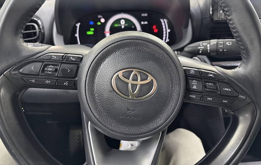 Choisissez votre toyota yariscross chez CarGo Flex