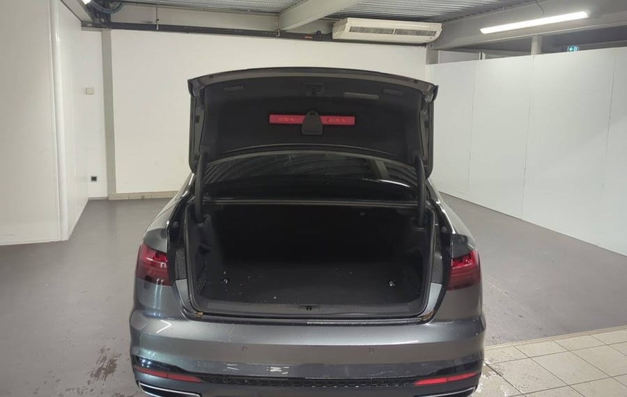 Choisissez votre audi a4 chez CarGo Flex