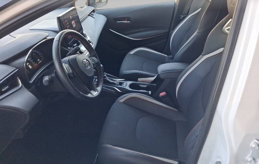 Choisissez votre toyota corolla chez CarGo Flex