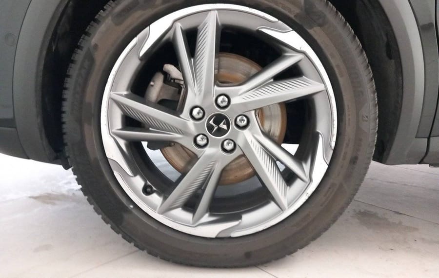 Choisissez votre ds ds7 chez CarGo Flex