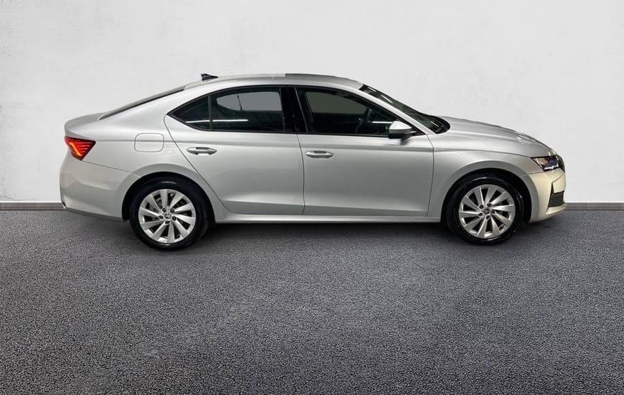 Choisissez votre skoda octavia chez CarGo Flex