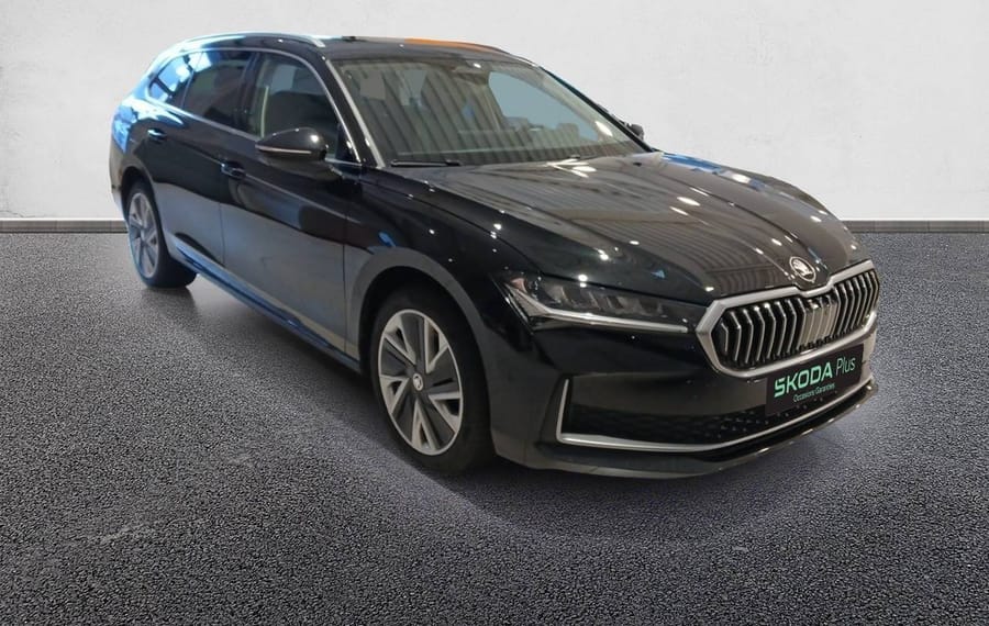 Choisissez votre skoda superbbreak chez CarGo Flex