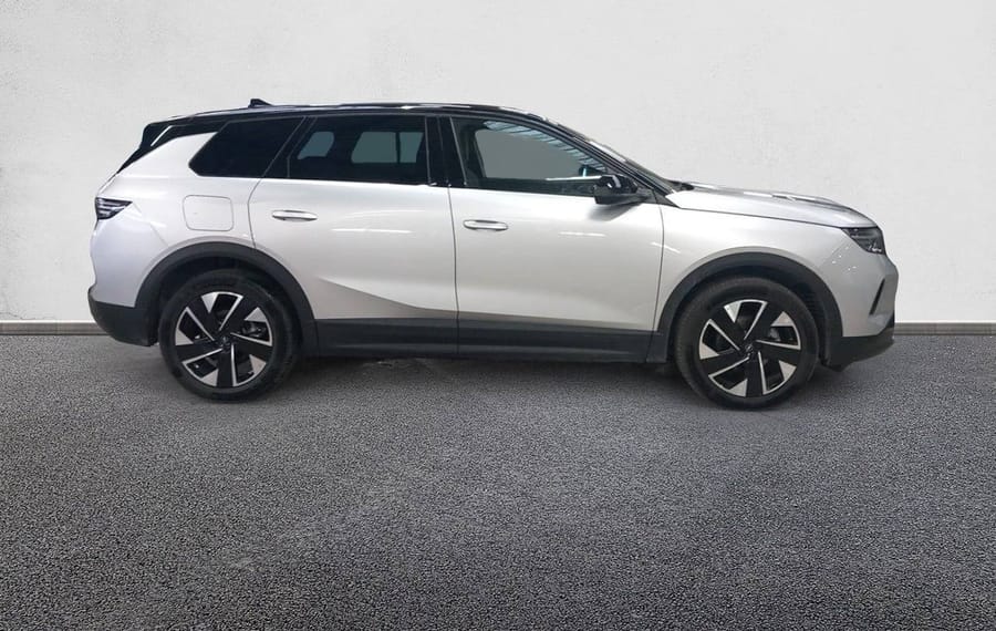 Choisissez votre opel grandland chez CarGo Flex