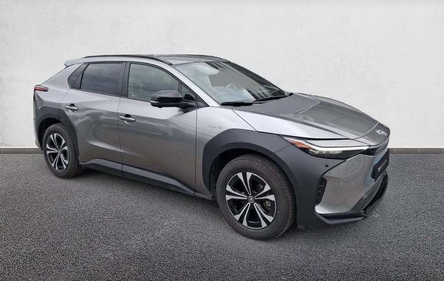 Choisissez votre toyota bz4xelectrique chez CarGo Flex