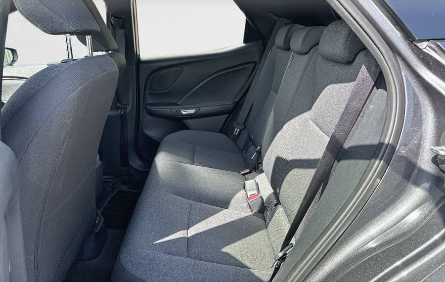 Choisissez votre lexus lbx chez CarGo Flex