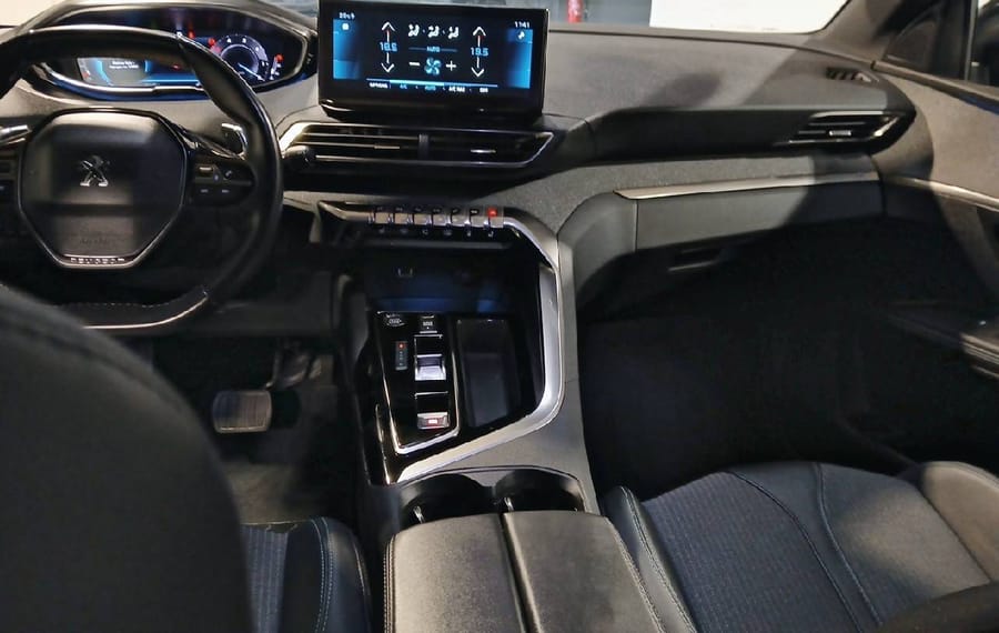 Choisissez votre peugeot 5008 chez CarGo Flex
