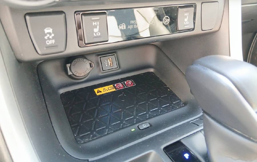 Choisissez votre toyota rav4 chez CarGo Flex